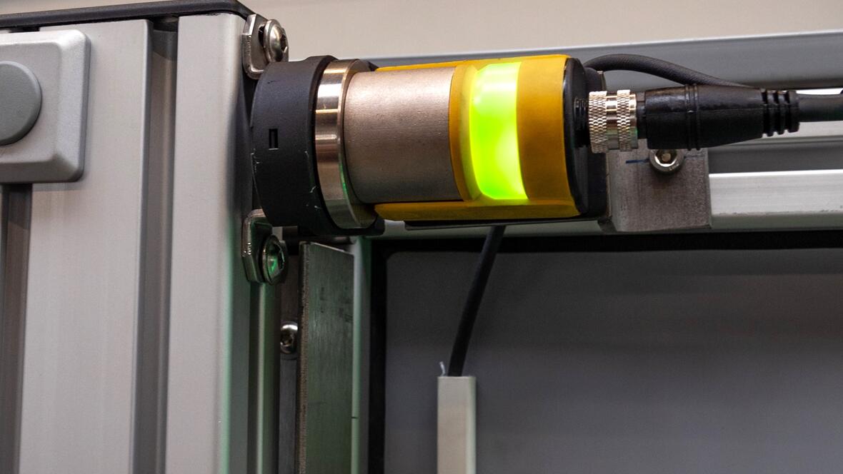 laserschutzkabine-sicherheits-tuerkontaktschalter